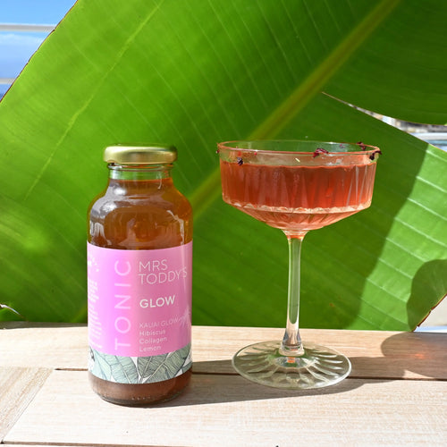 Herbal blend tonic with raspberry leaf, juniper berry, and real herbs